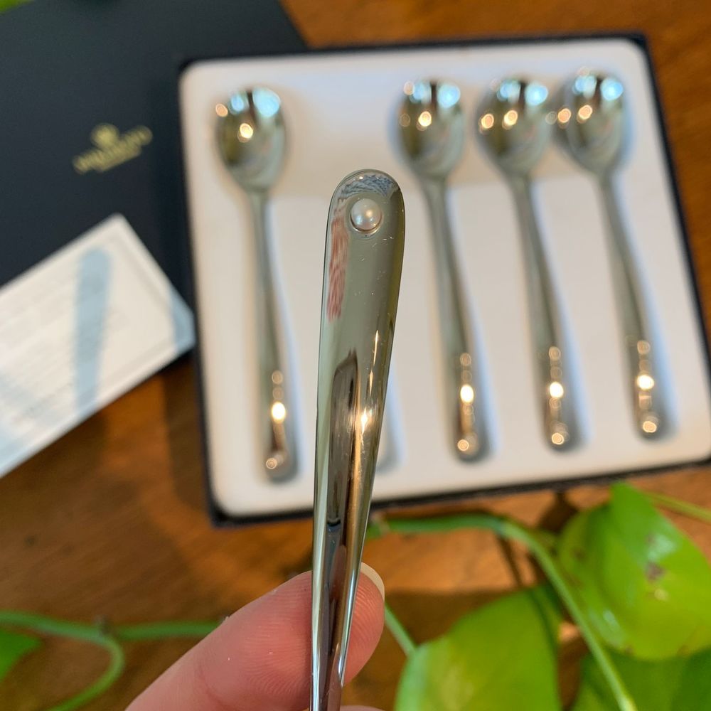 Mikimoto 24k White Gold Pearl Caviar Tea Spoon Set - Picture 2 of 6